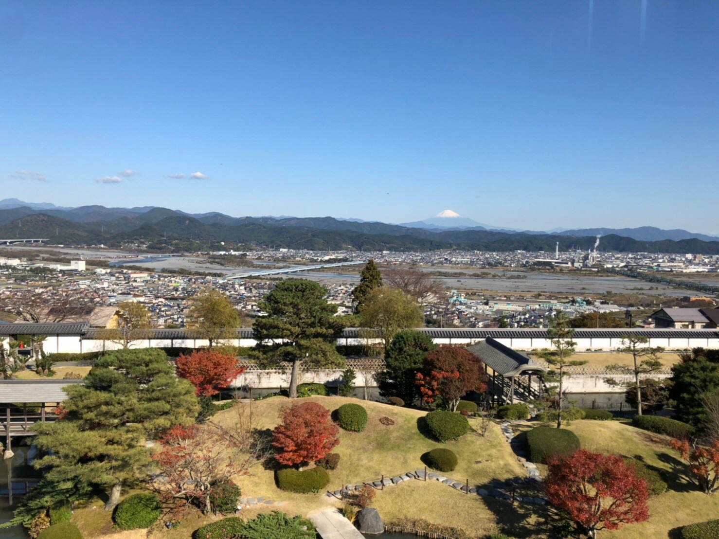 季節ごとに素敵な景色をみせてくれる 日本庭園 ふじのくに茶の都ミュージアム 静岡県にあるお茶のミュージアム 茶の体験 展示 日本 庭園 イベント情報をお届け